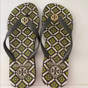 Tory Burch Beach Thong Sandals size 8